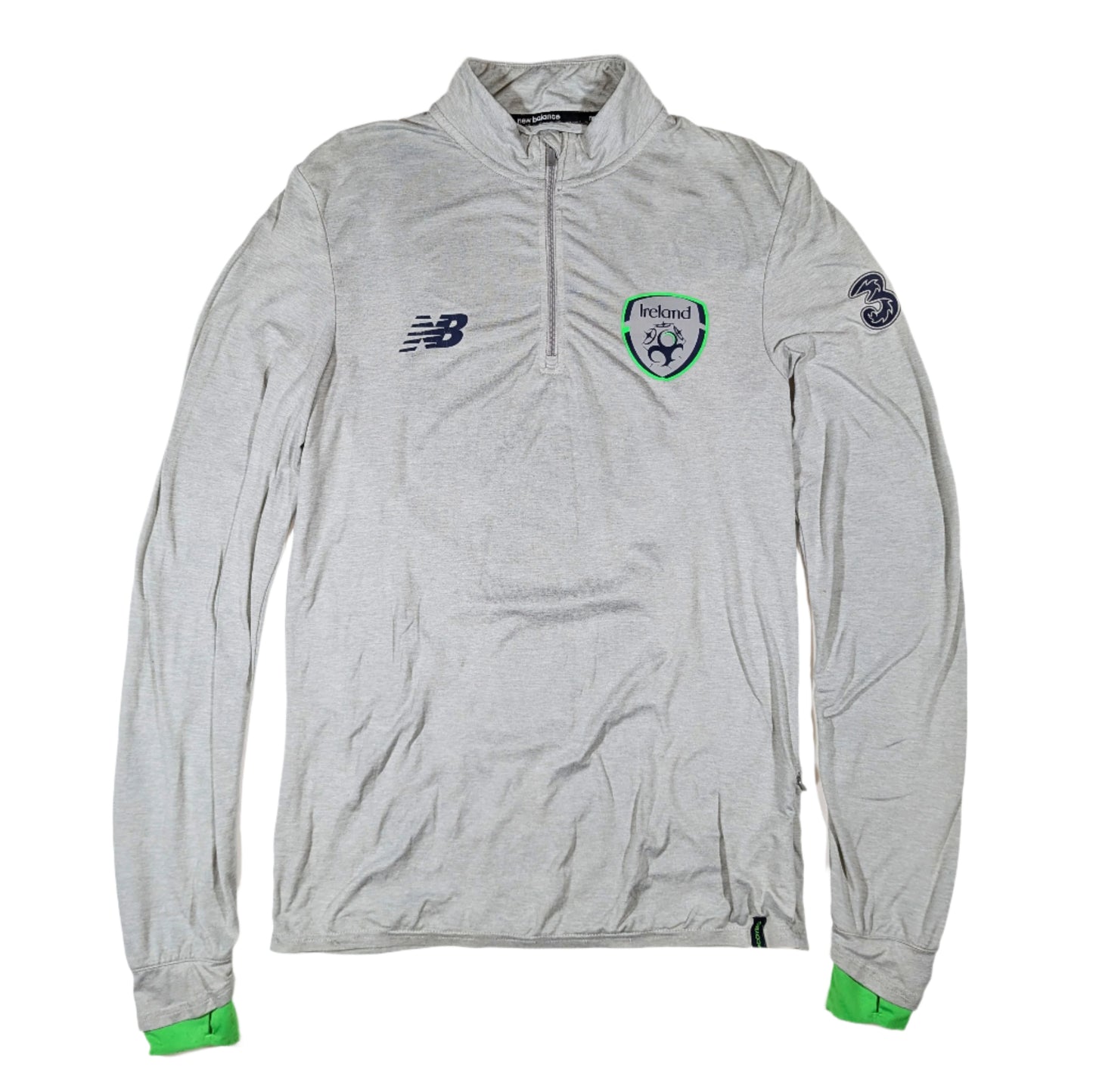 republic of ireland sweatshirt 2017 / 18 three new balance n/a svs2426