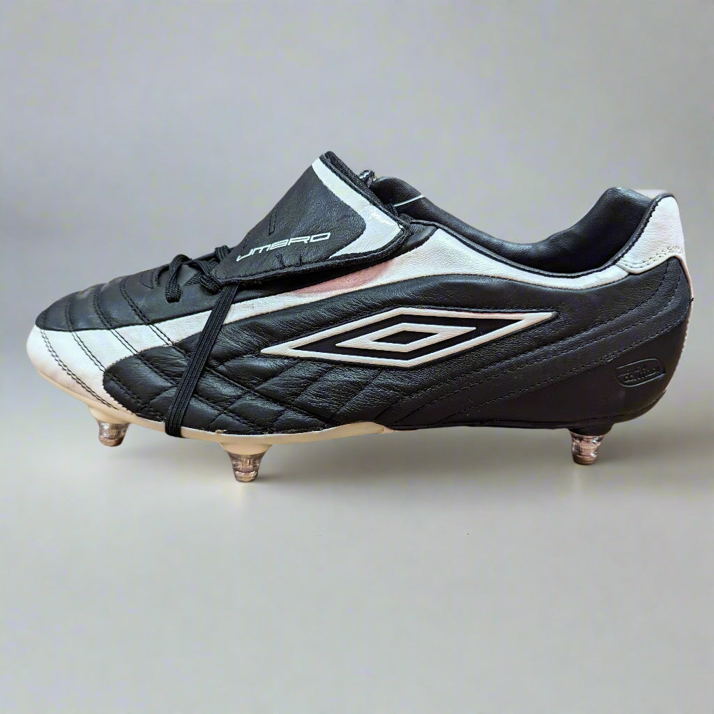 Umbro XAI VII Prem SG 2000s Umbro Football Boots Buy Now at SHIRTS