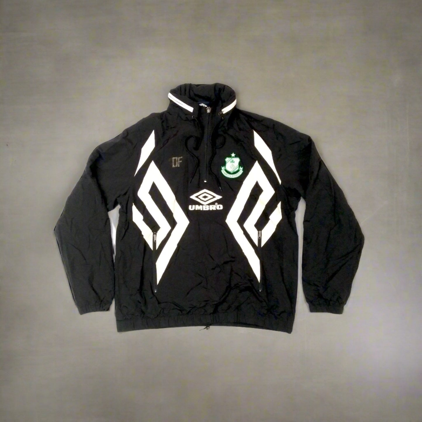 Shamrock Rovers Team Issue  Track jacket Umbro (XL)