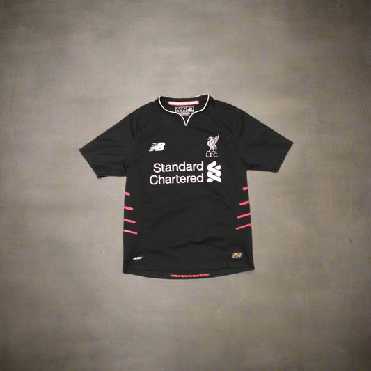 Liverpool FC 2016 / 17 Football Jersey New Balance (M Youths)