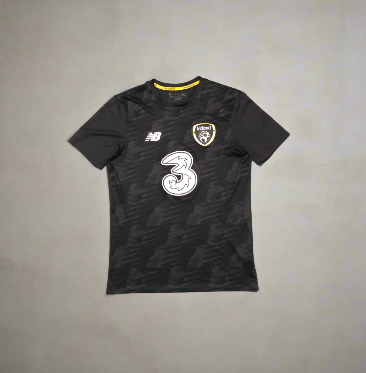 Republic of Ireland 2019 / 20 Football Jersey New Balance (M)