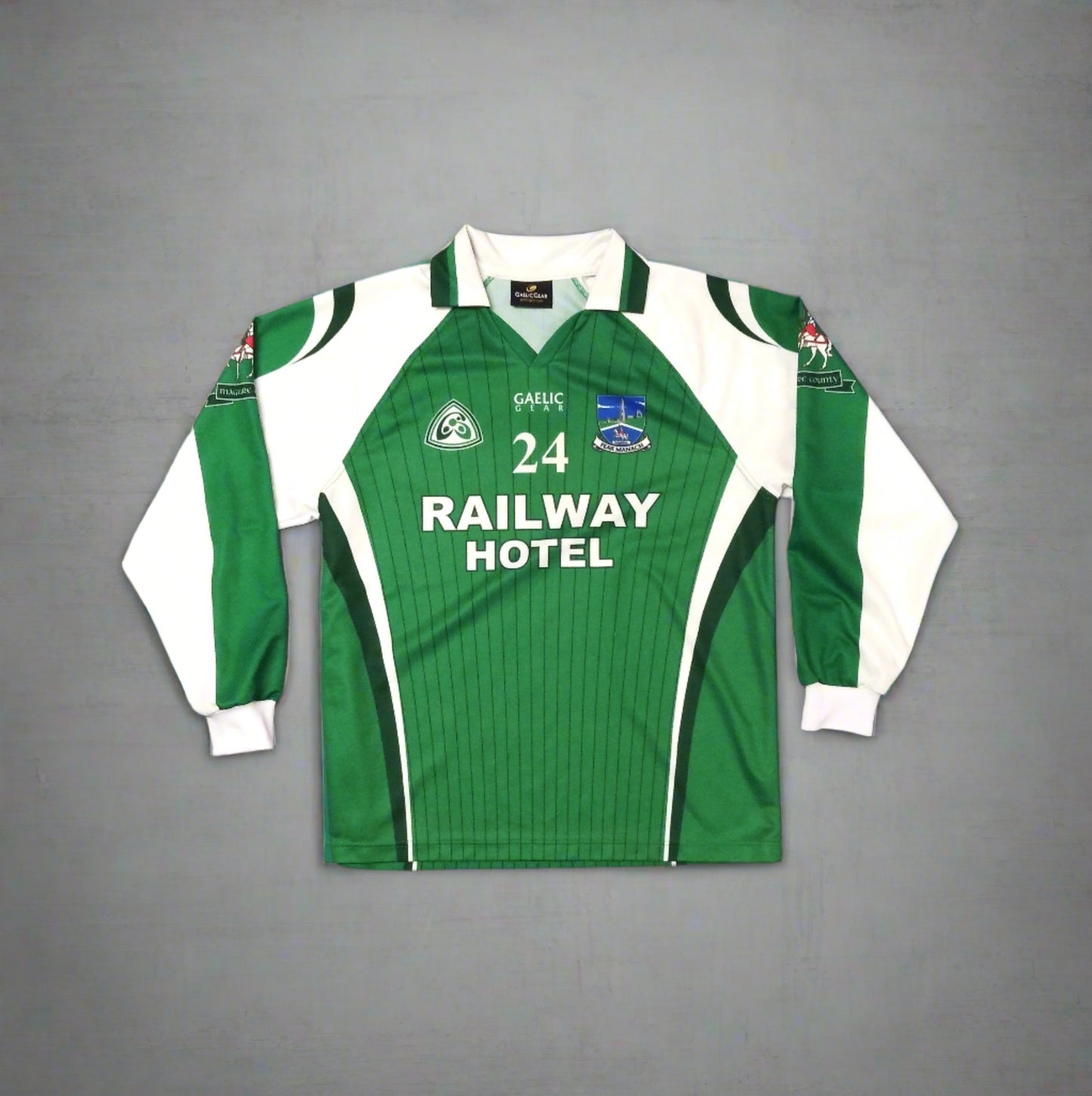 Fermanagh 2009 / 10 GAA Jersey O'Neills (XL) Player Issue #24