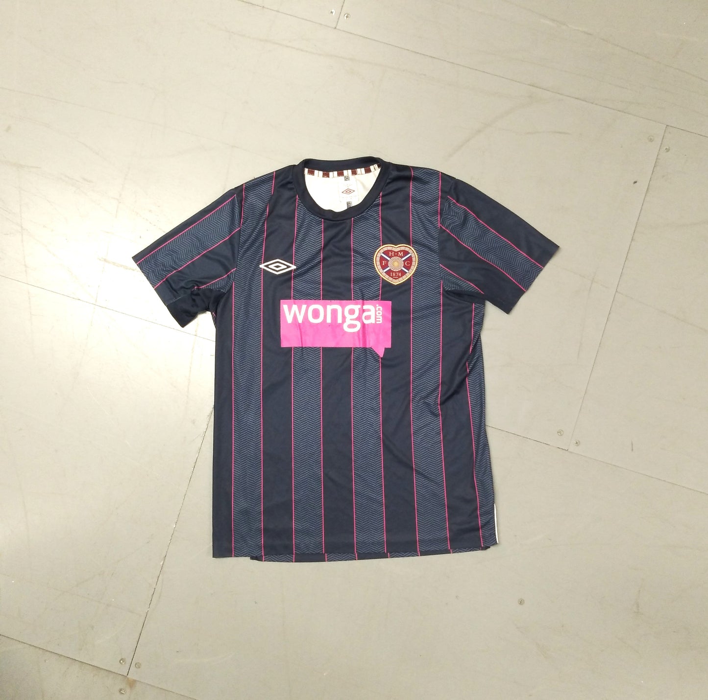 Hearts 2012 / 13 Football Jersey Umbro (S)