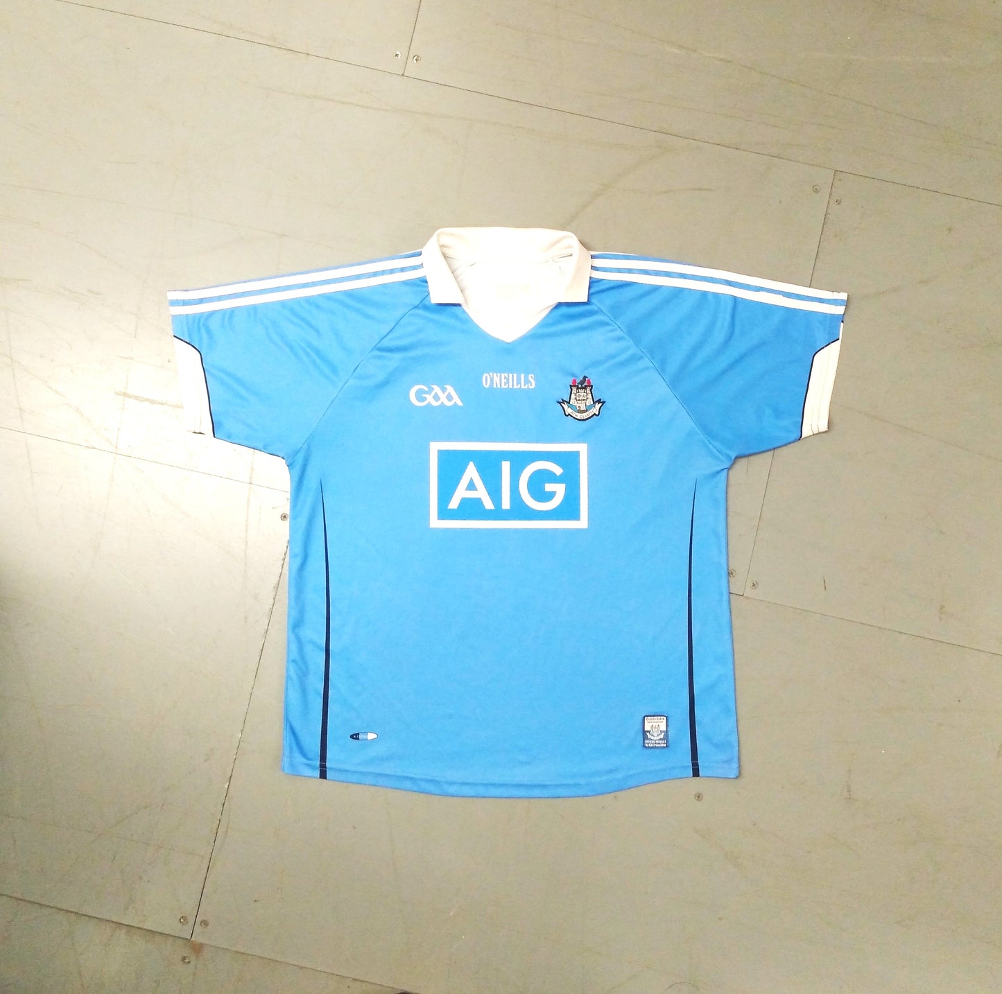 Dublin 2016 / 17 GAA Jersey O'Neills (2XL)   [Fair]