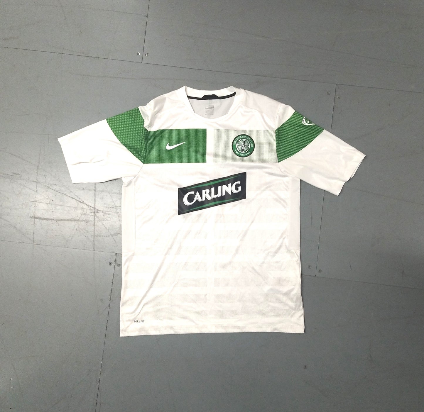 Celtic FC 2009 / 10 Football Jersey Nike (L)   [Good]