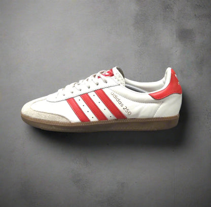 AS 250  adidas (UK 11)  GY1767 [Very Good]