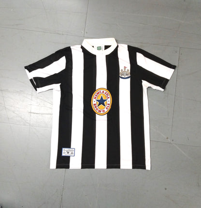 Newcastle United 1995 / 96 Football Jersey Score Draw (XL)   [Very Good]