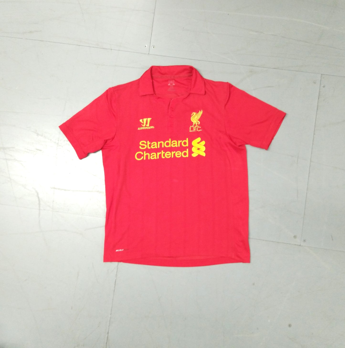 Liverpool FC 2012 / 13 Football Jersey Warrior (M)   [Good]