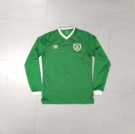 Republic of Ireland 2020 / 21 Football Jersey Umbro (M)   [Very Good]