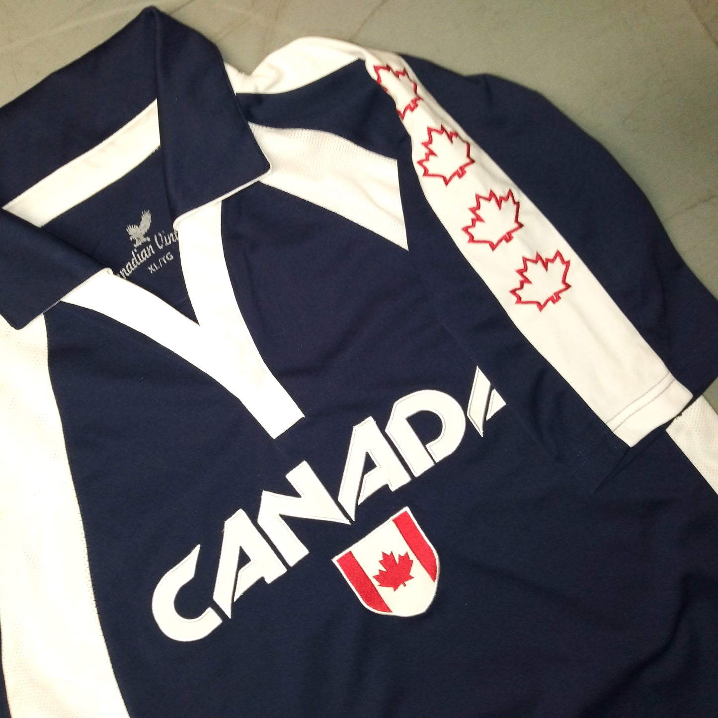 Canada 2000s Rugby Polo Shirt Canadian Vintage (XL)   [Very Good]