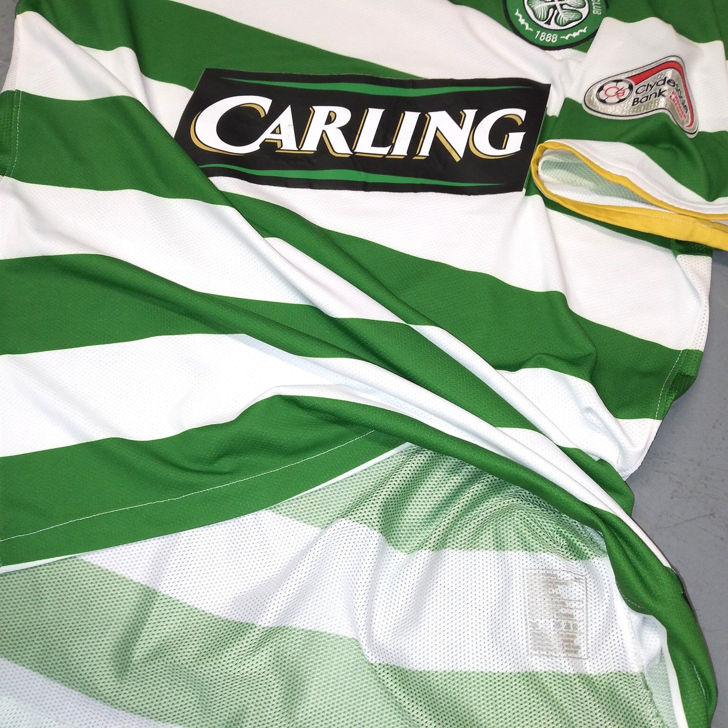 Celtic FC Football  Short Sleeve  Home  Jersey  2009 / 10  Nike  Diomansy Kamara   Unisex Adults  Player Issue   #11  Carling  Hoops celtic hail hail glasgow scotland ireland Eire Senegal  SHIRTS V SKINS   