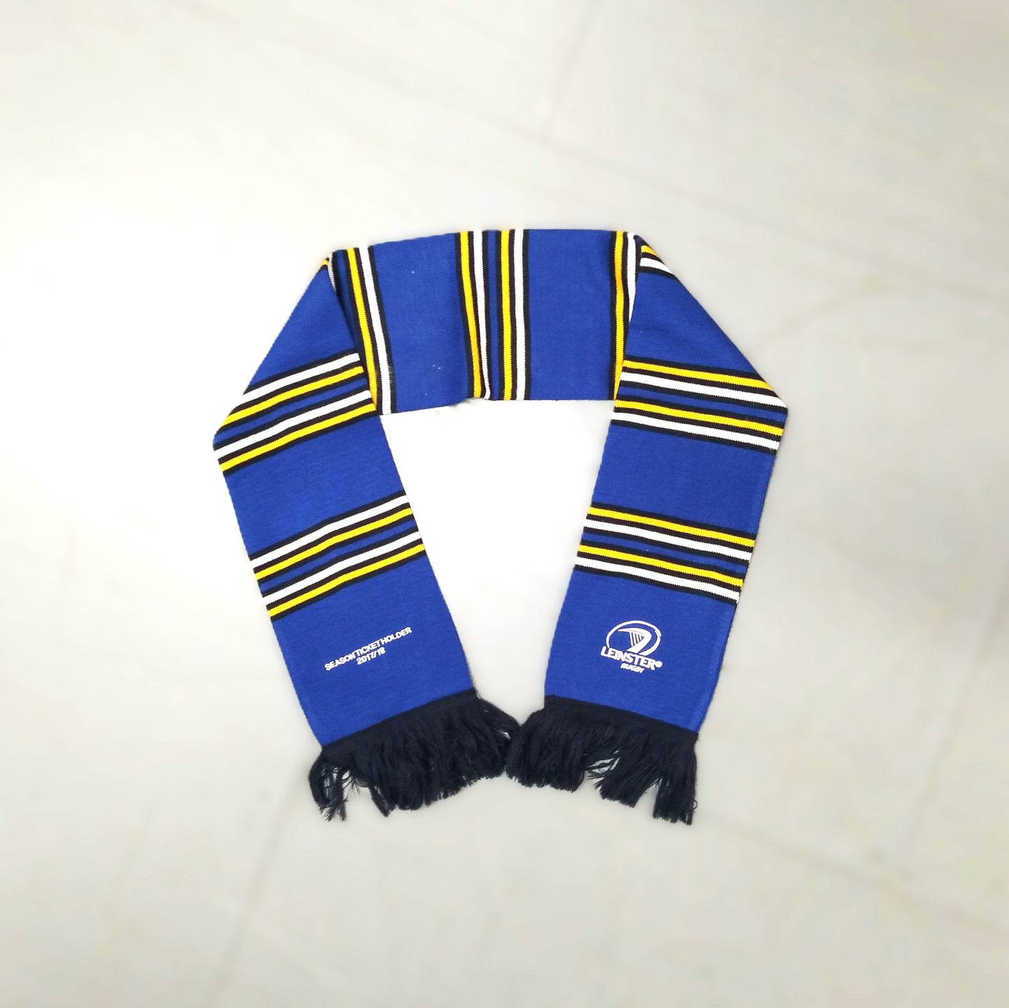 Leinster Rugby    Casual  Scarf  2017 / 18  Canterbury     Unisex Adults       Bank of Ireland  Leinster Rugby Dublin   SHIRTS V SKINS   