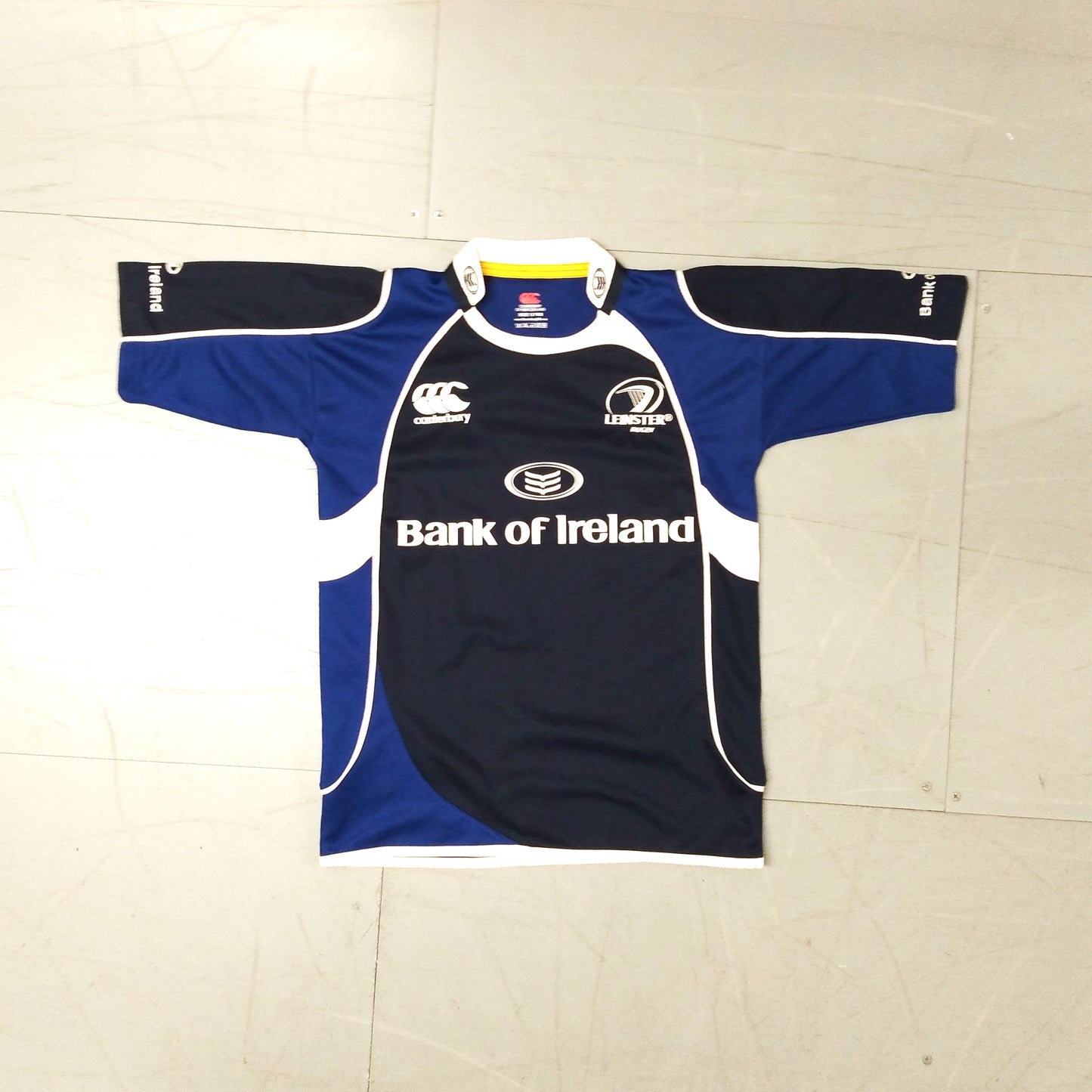 Leinster Rugby  Short Sleeve  Home  Jersey  2007 / 08  Canterbury     Teens       Bank of Ireland  Leinster Rugby Dublin   SHIRTS V SKINS   