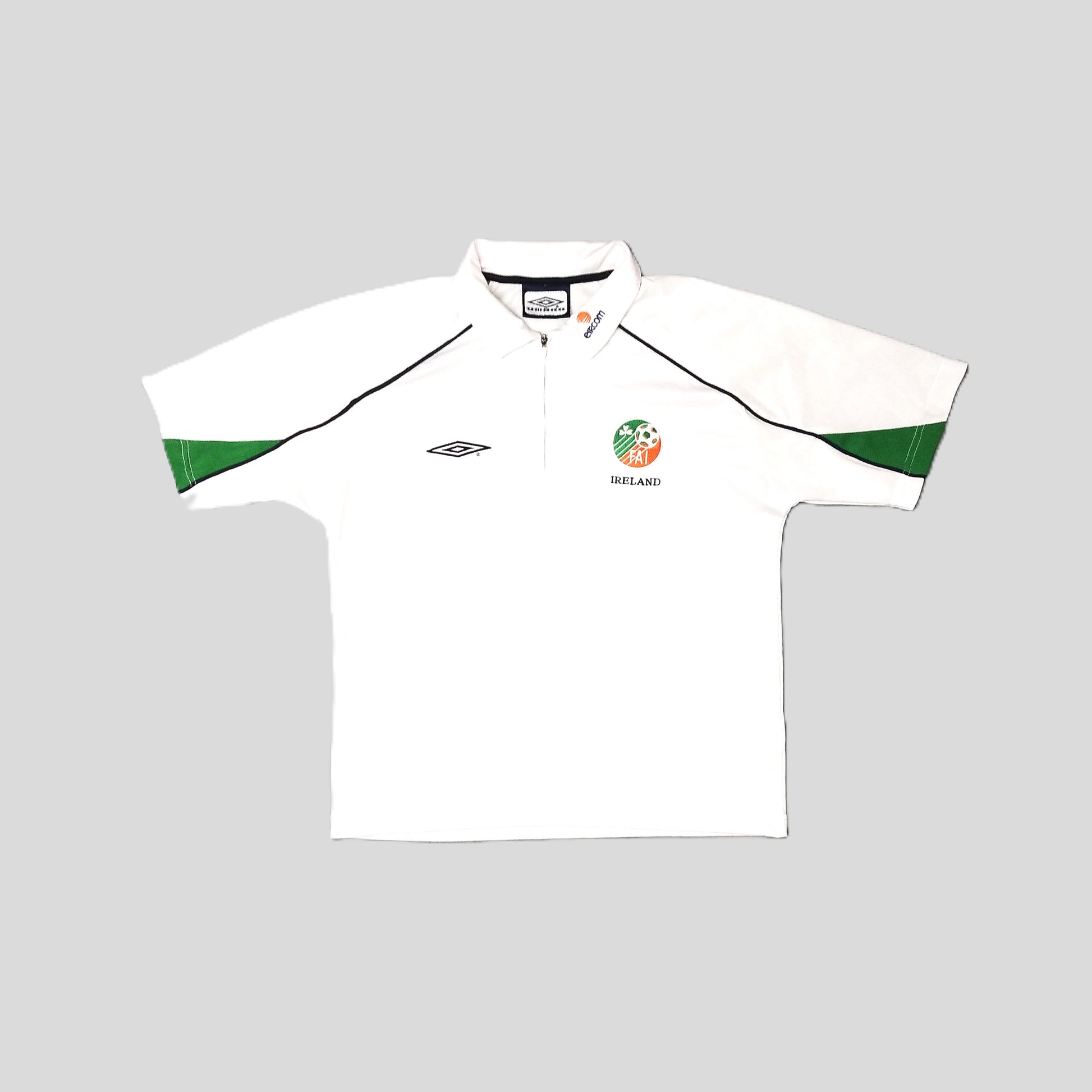 Republic of Ireland Football  Short Sleeve  Casual  Polo Shirt  2003 / 04  Umbro     Unisex Adults       Eircom  Ireland football FAI eire irish coybig coygig  SHIRTS V SKINS   