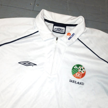 Republic of Ireland 2003 / 04 Football Polo Shirt Umbro (S)   [Excellent]