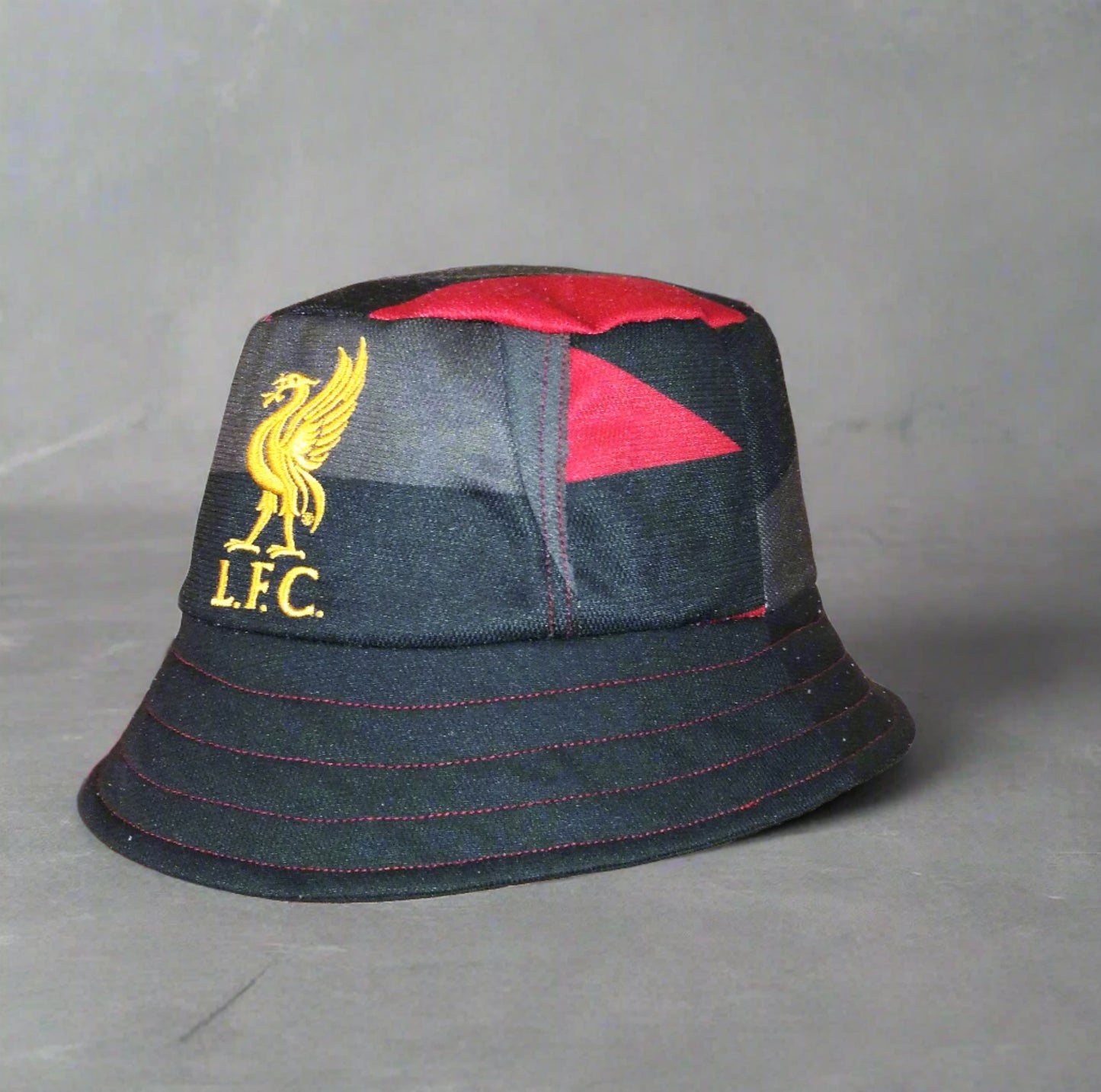 Liverpool FC 2014 / 15 Football Bucket Hat♻️ Warrior (M)   [Good]