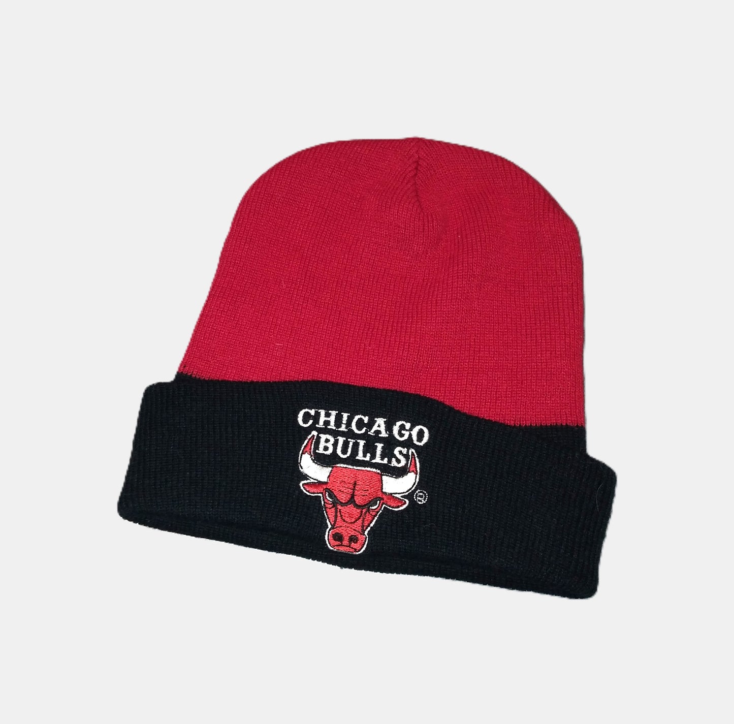 Chicago Bulls Basketball    Casual  Hat  1990s  Starter     Unisex Adults         Chicago Bulls Illinois United States of America  SHIRTS V SKINS   