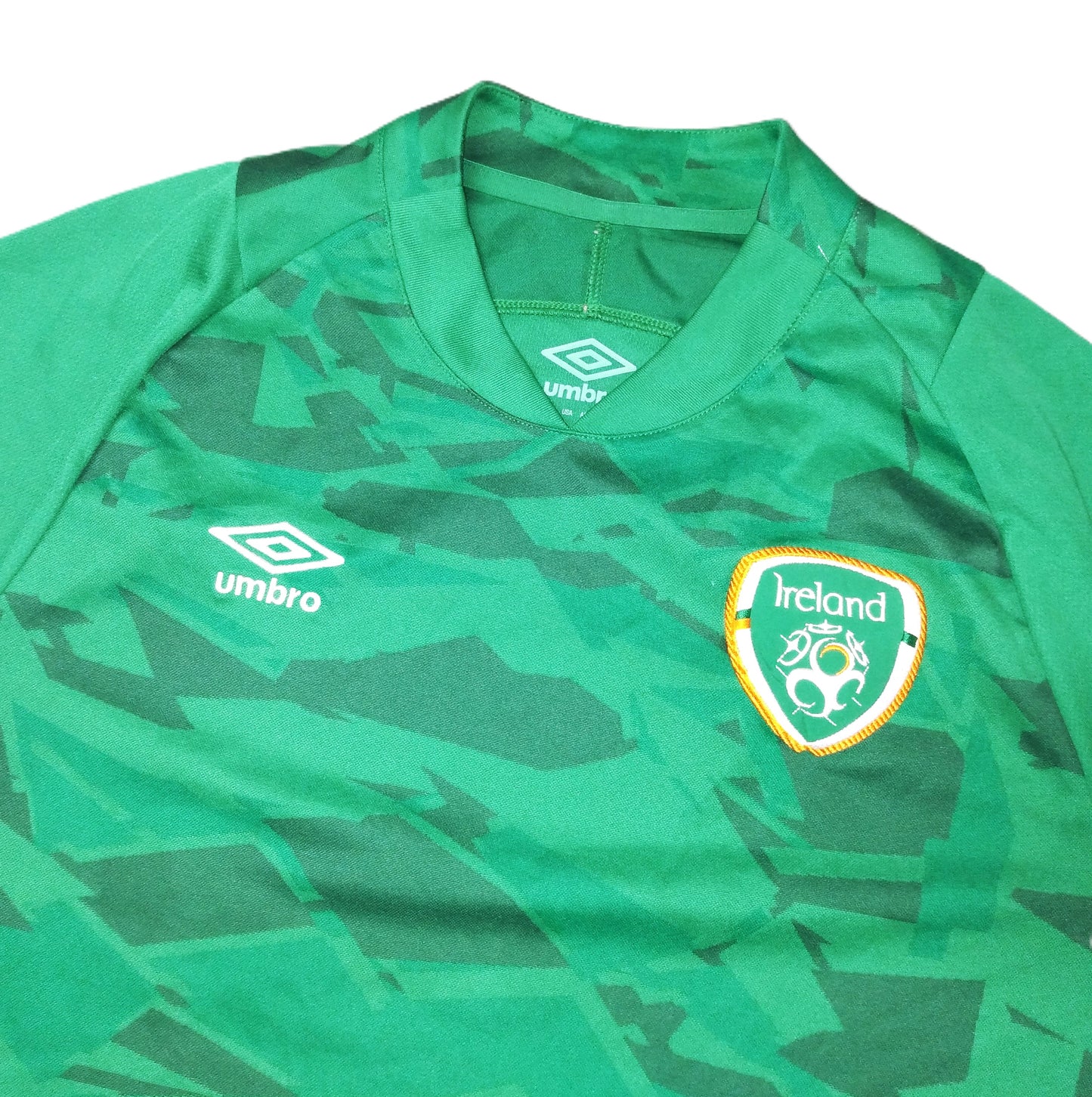 Republic of Ireland 2020 / 21 Football Jersey Umbro (L)   [Good]