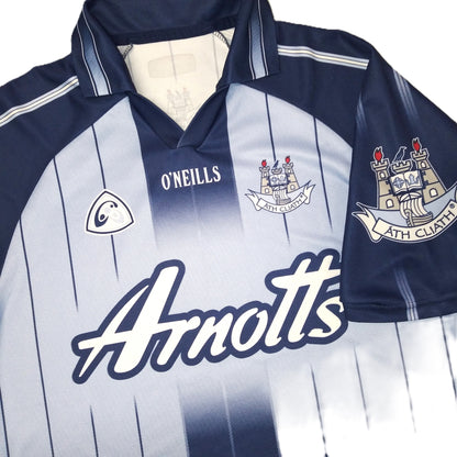 Dublin 2004 / 05 GAA Jersey O'Neills (L)   [Very Good]