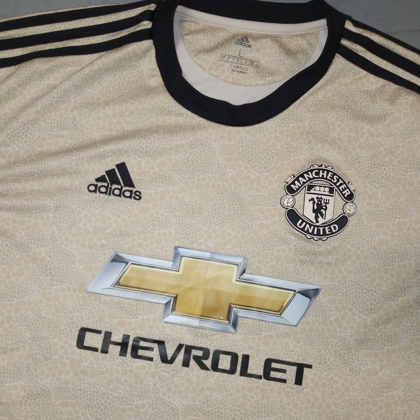 Manchester United 2019 / 20 Football Jersey adidas (L)   [Excellent]