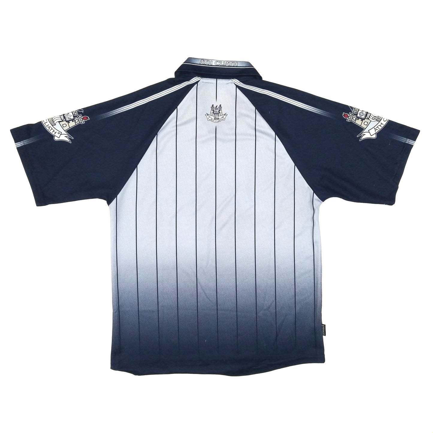 Dublin 2004 / 05 GAA Jersey O'Neills (S)   [Fair]