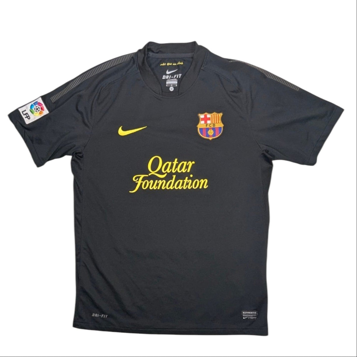 Barcelona Nike Away Football Jersey 2011 (M) [Very Good]