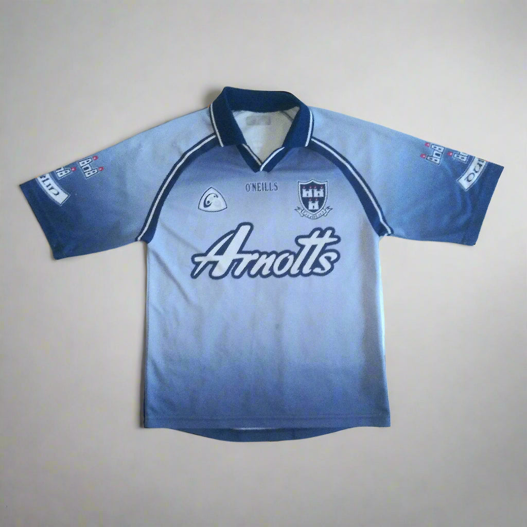Dublin GAA  Home  Jersey  2002 / 03  O'Neills     Teens       Arnotts  SVS1906  