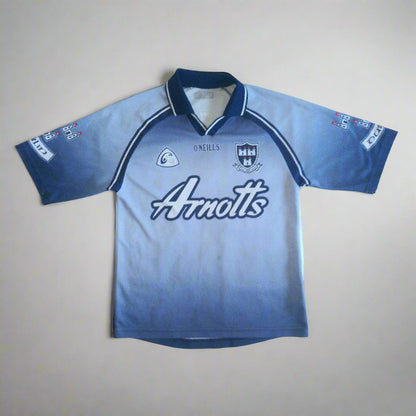 Dublin GAA  Home  Jersey  2002 / 03  O'Neills     Teens       Arnotts  SVS1906  