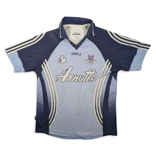 Dublin GAA Jersey by O'Neills from 2007

Sponsor: Arnotts
