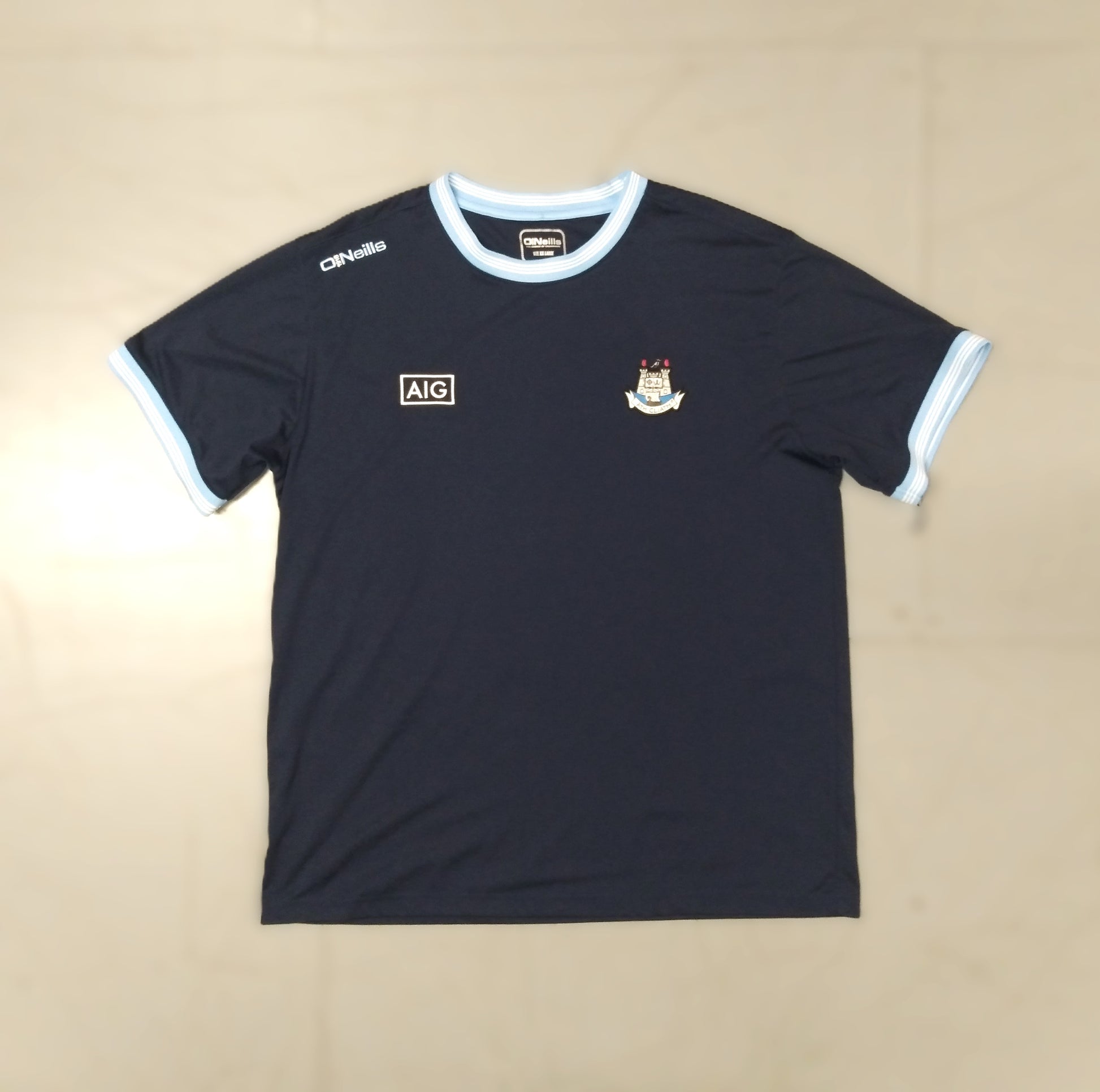 Dublin GAA  Short Sleeve  Casual  Jersey  2020s  O'Neills     Unisex Adults       AIG  Dublin GAA Gaelic football Hurling Leinster All Ireland Croke Park   SHIRTS V SKINS   