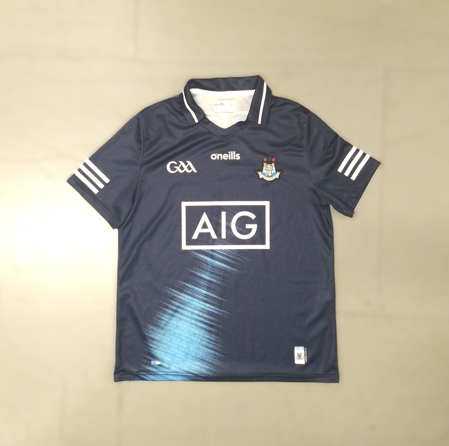 Dublin GAA  Short Sleeve  Goalkeeper  Jersey  2020 / 21  O'Neills     Unisex Adults       AIG  Dublin GAA Gaelic football Hurling Leinster All Ireland Croke Park   SHIRTS V SKINS   