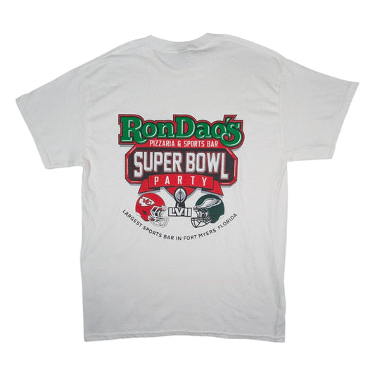 Kansas City Chiefs v Philadelphia Eagles Gildan American Football T-Shirt 2023 (M