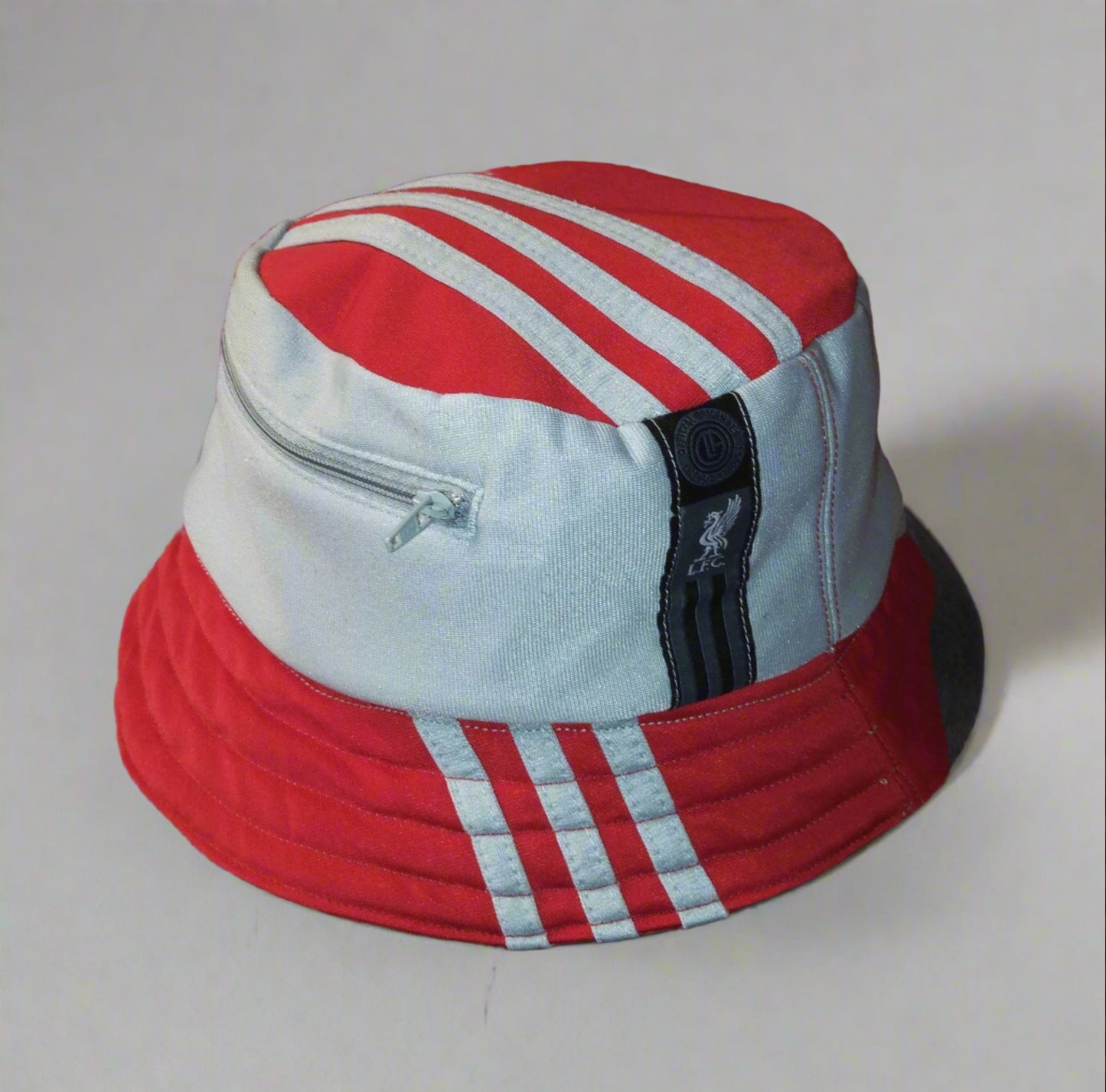 Liverpool FC Retro adidas Originals Upcycled Bucket Hat♻️ (M)  [Very Good]