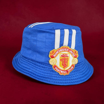 Manchester United ♻️ Upcycled Football Bucket Hat Retro Bryan Robson 