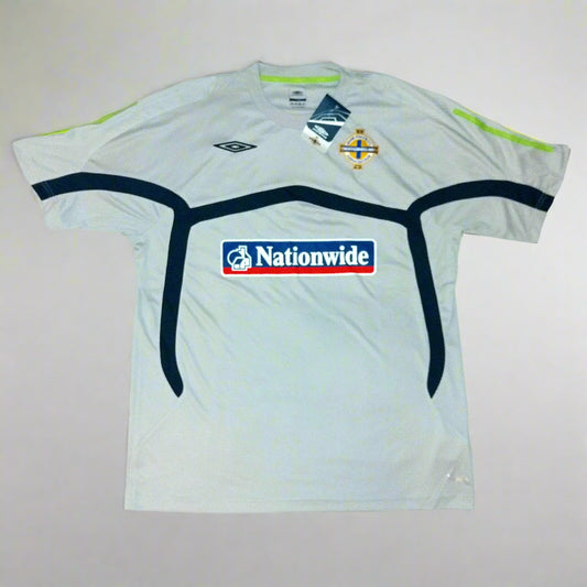 Northern Ireland  Football  Training  Jersey  2008 / 09  Umbro     Unisex Adults       Nationwide  SVS001870  