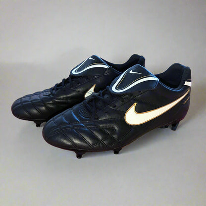 Tiempo  Natural III SG 2010 Footwear Football Boots Nike (UK 12)   [Excellent]