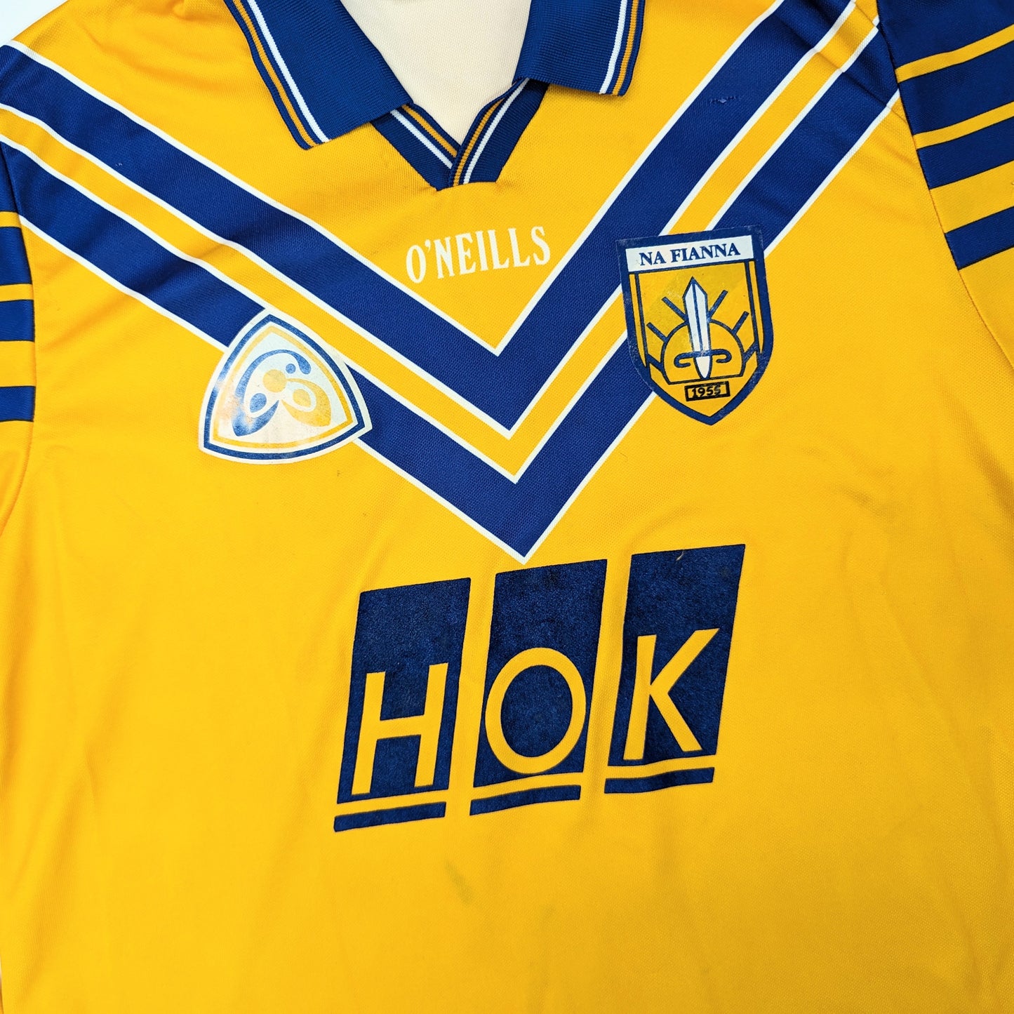 Na Fianna  O'Neills GAA Jersey 2001 / 02 (M) [Average]