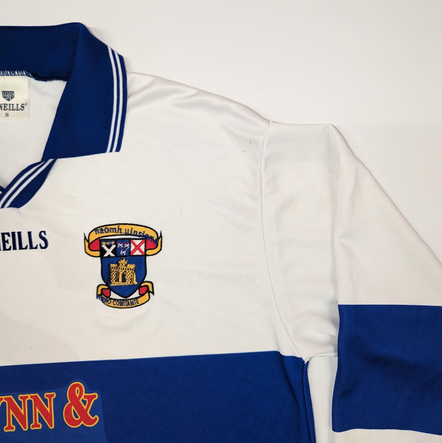 St Vincents O'Neills GAA Jersey 2000s (S) [Average]