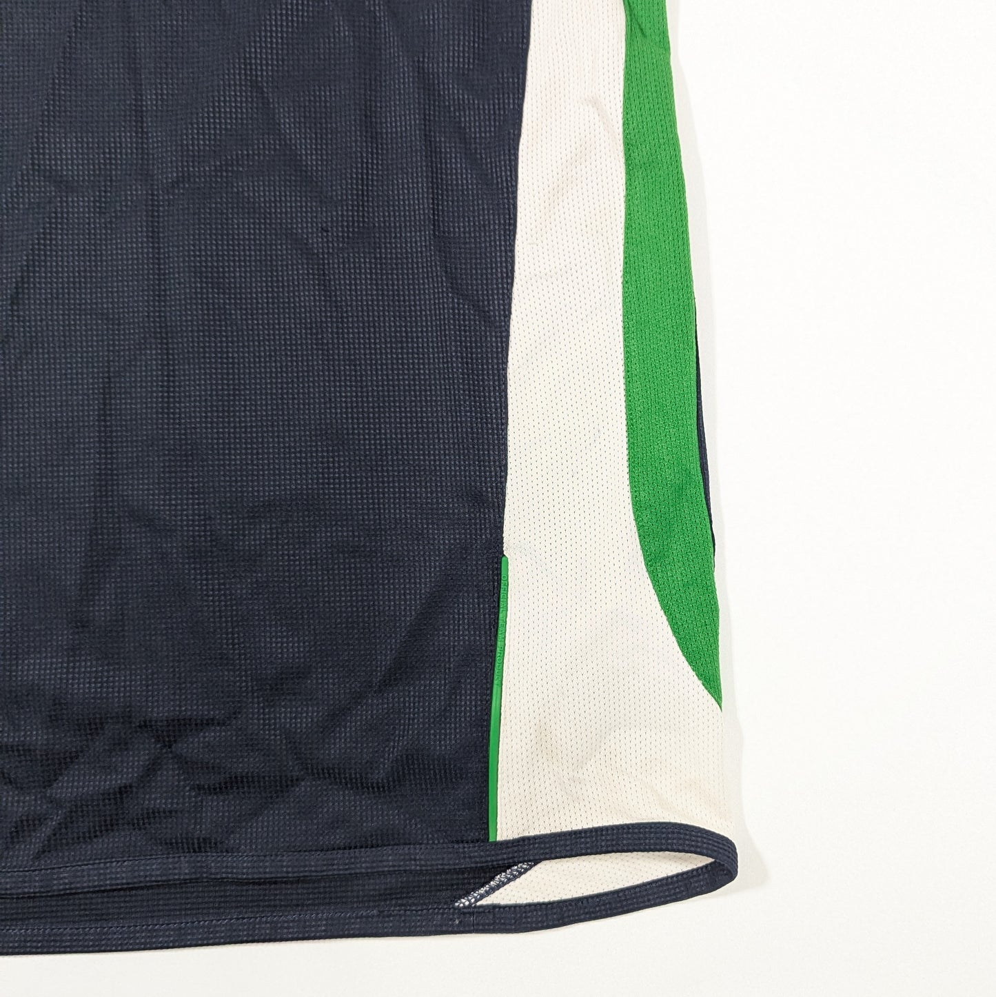 Republic of Ireland Umbro Football Jersey 2004 (S) [Fair]