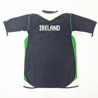 Republic of Ireland Umbro Football Jersey 2004 (S) [Fair]