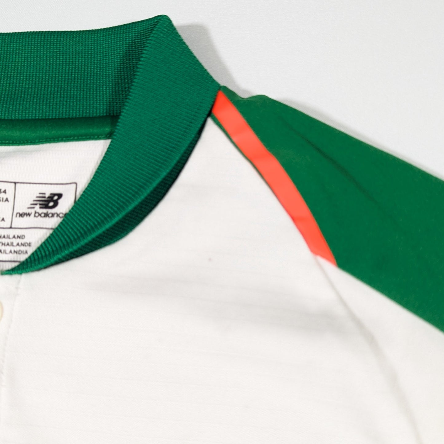 Republic of Ireland New Balance Football Jersey 2018 (9-10 Years) [Good]