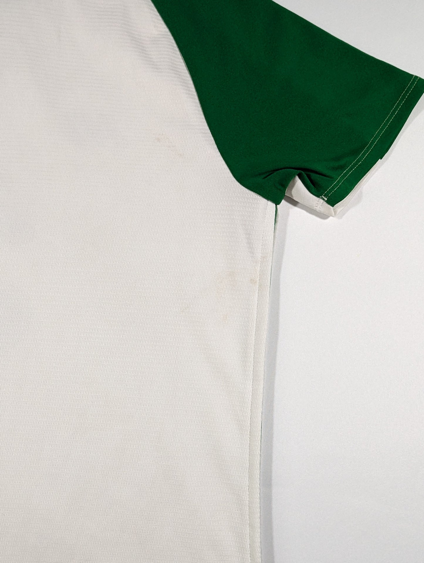 Republic of Ireland New Balance Football Jersey 2018 (9-10 Years) [Good]