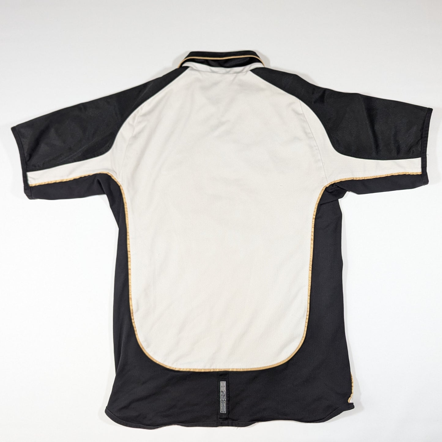 Manchester United Umbro Football Jersey 2001 (14-16 Years) [Average]