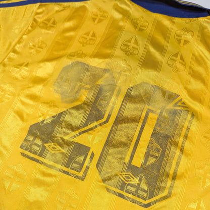 Sweden adidas Football Jersey 1998 #20  (XL) [Good]