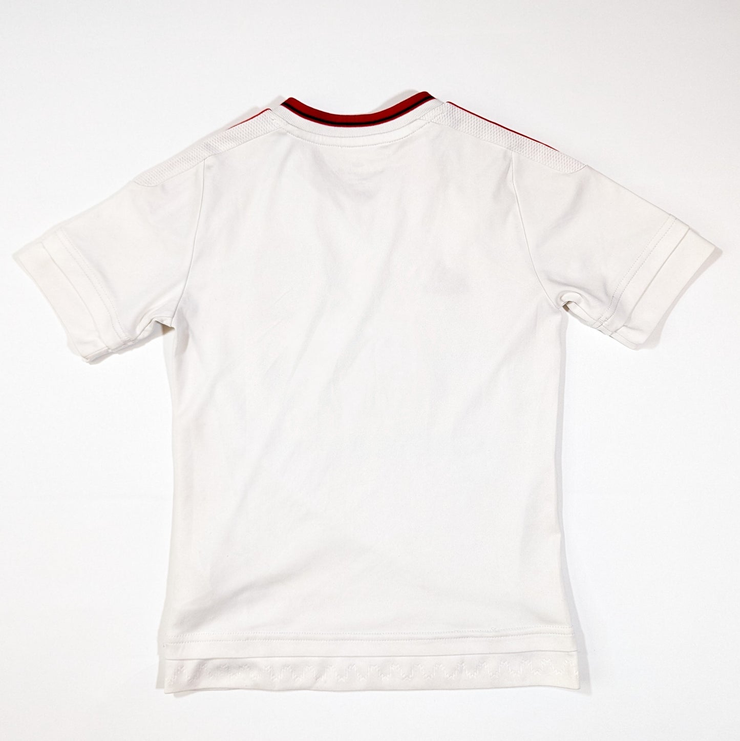 Manchester United  adidas Football Jersey 2015 (7-8 Years) [Good]