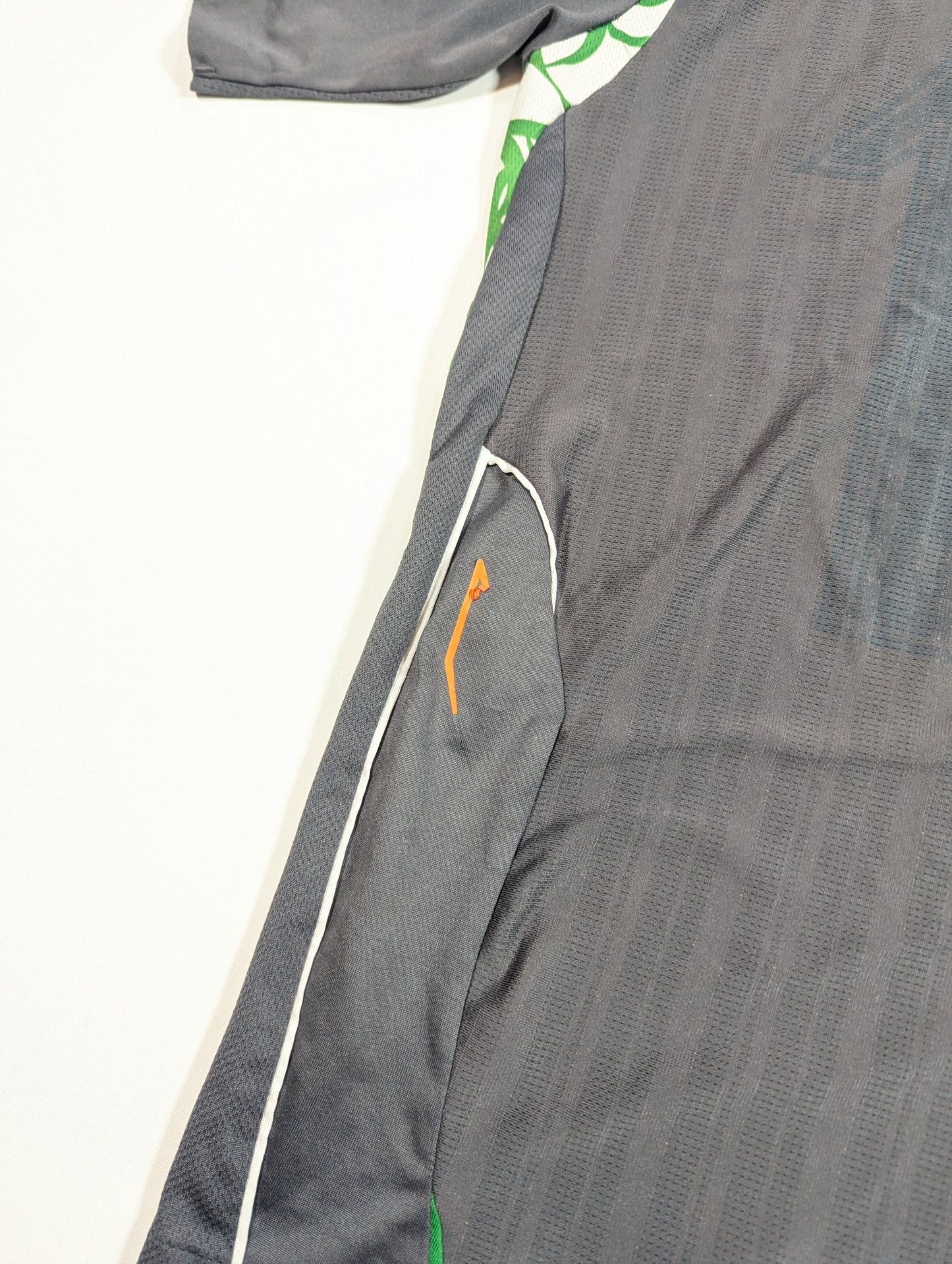 Republic of Ireland Umbro Football Jersey 2006 (M) [Fair]