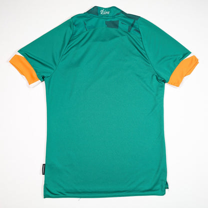 Republic of Ireland Umbro Football Jersey 2022 (S) [Good]