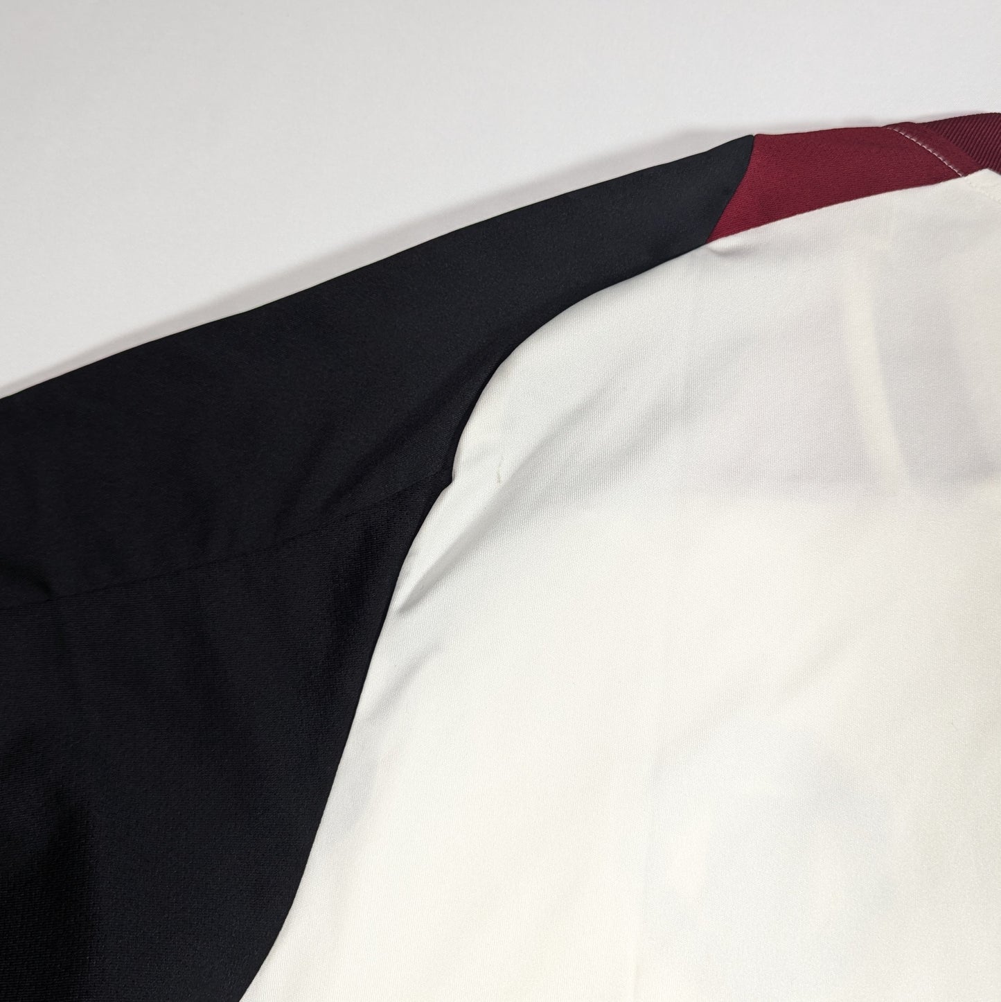 Manchester United adidas Football Jersey 2024 (XL) [Excellent]