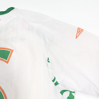 Republic of Ireland Umbro Football Jersey 2007 #6  (Size 14) [Average]