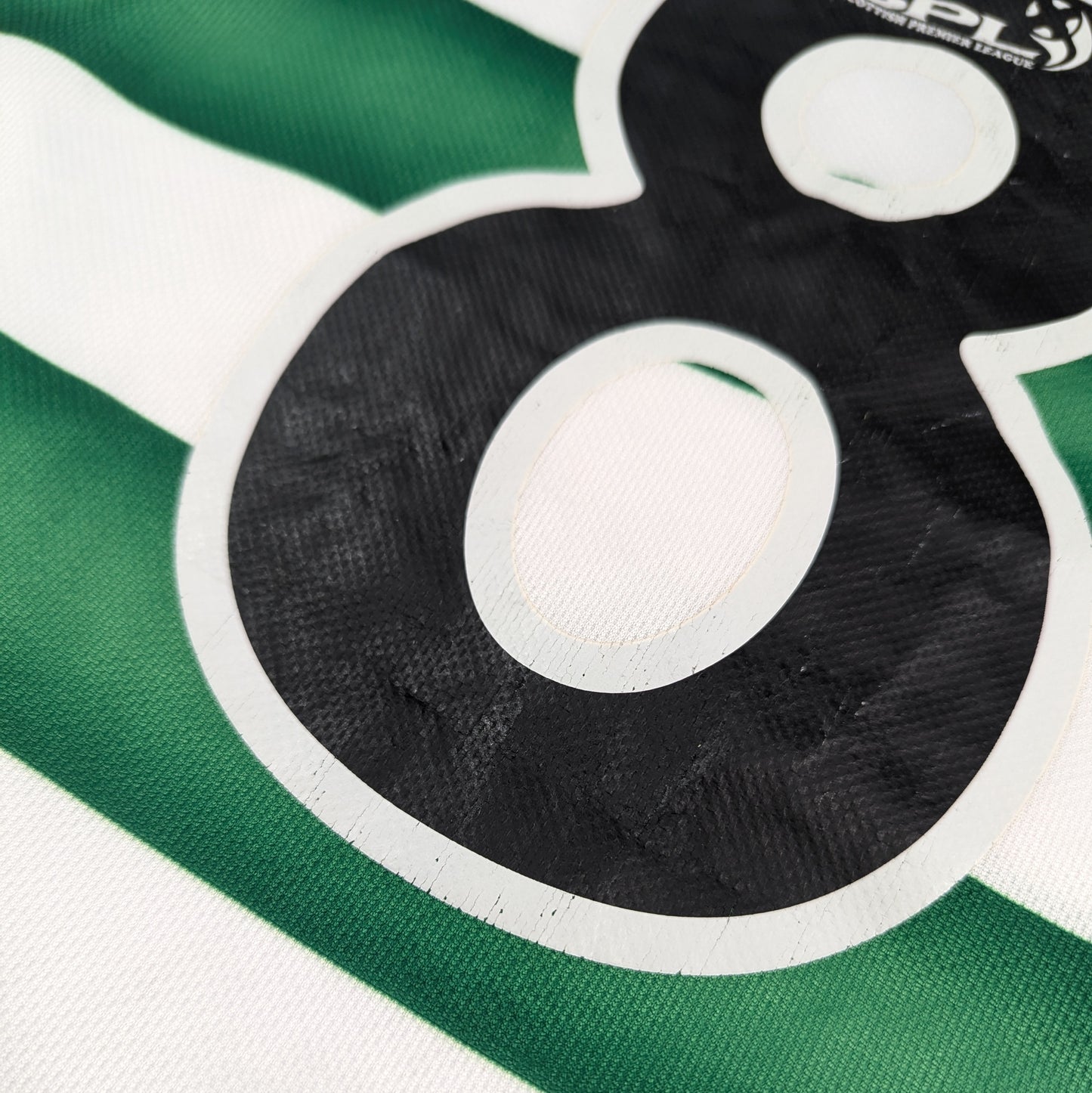 Celtic Umbro Football Jersey 2003 Thompson  #8  (XL) [Fair]